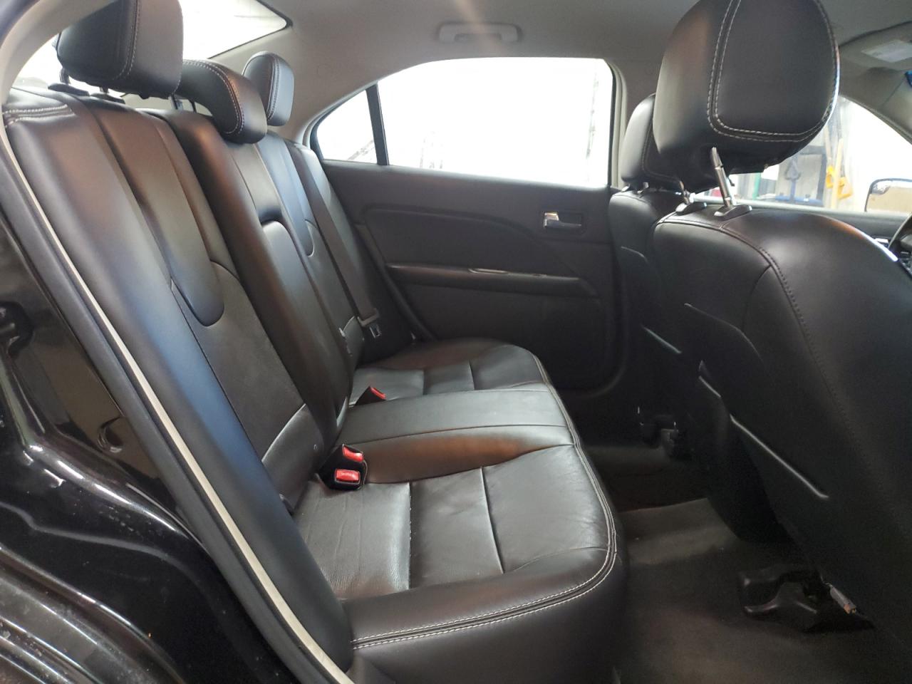 2012 Ford Fusion - Image 10