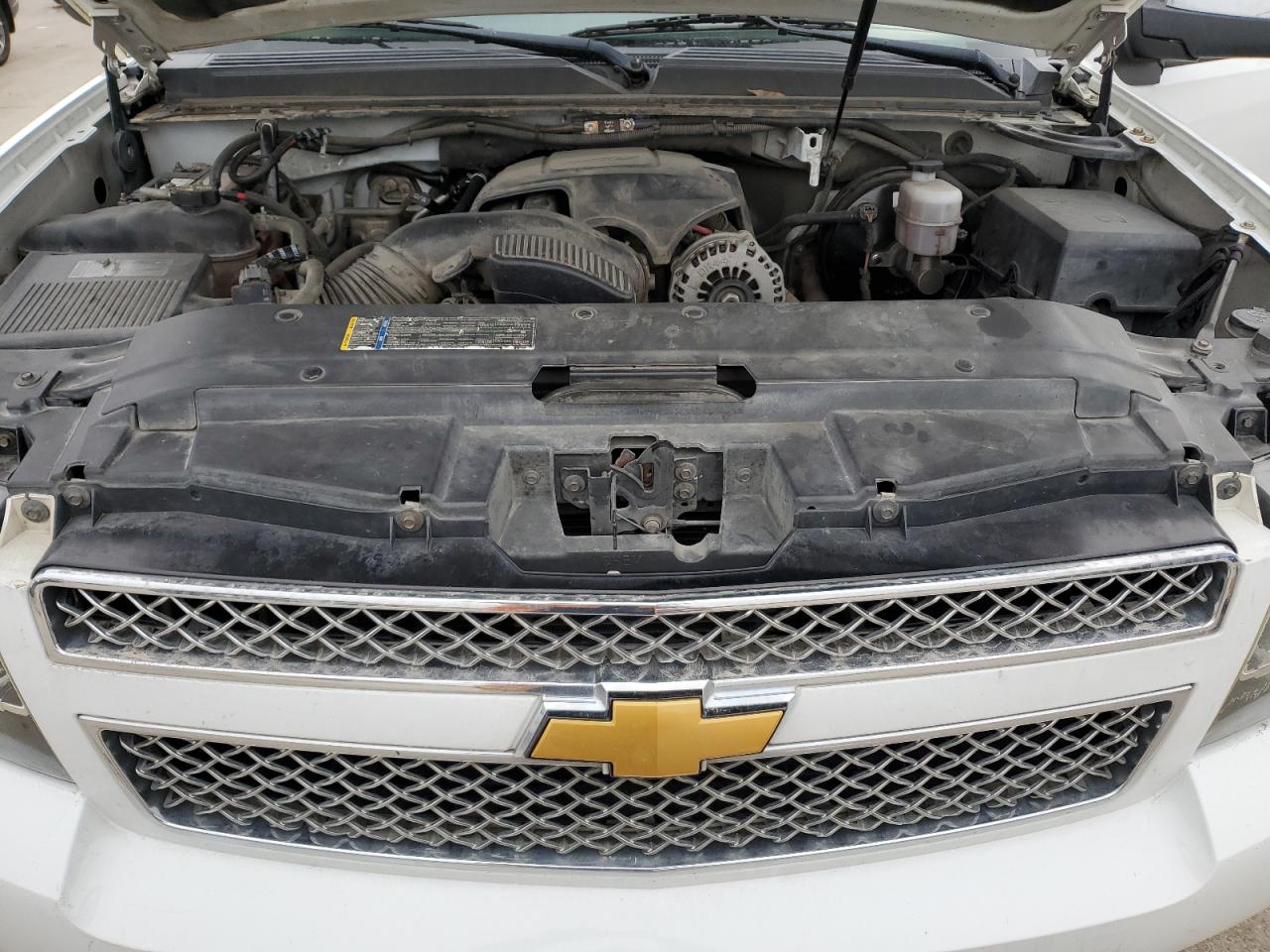 2011 Chevrolet Tahoe - Image 12