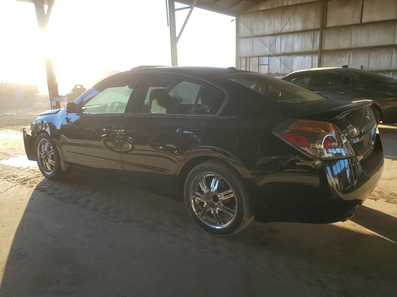 2009 Nissan Altima - Image 2