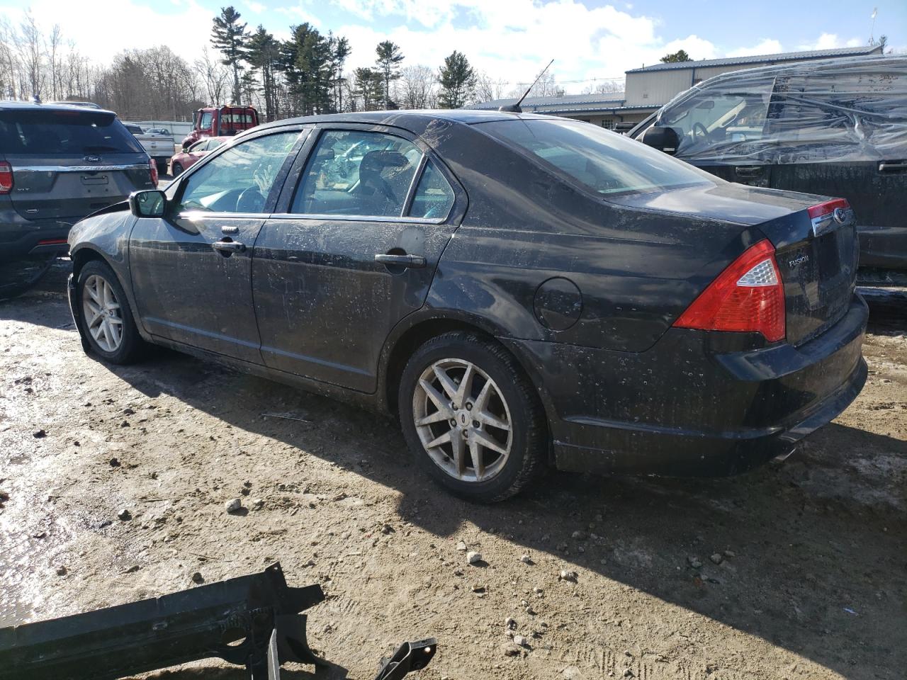 2012 Ford Fusion - Image 2
