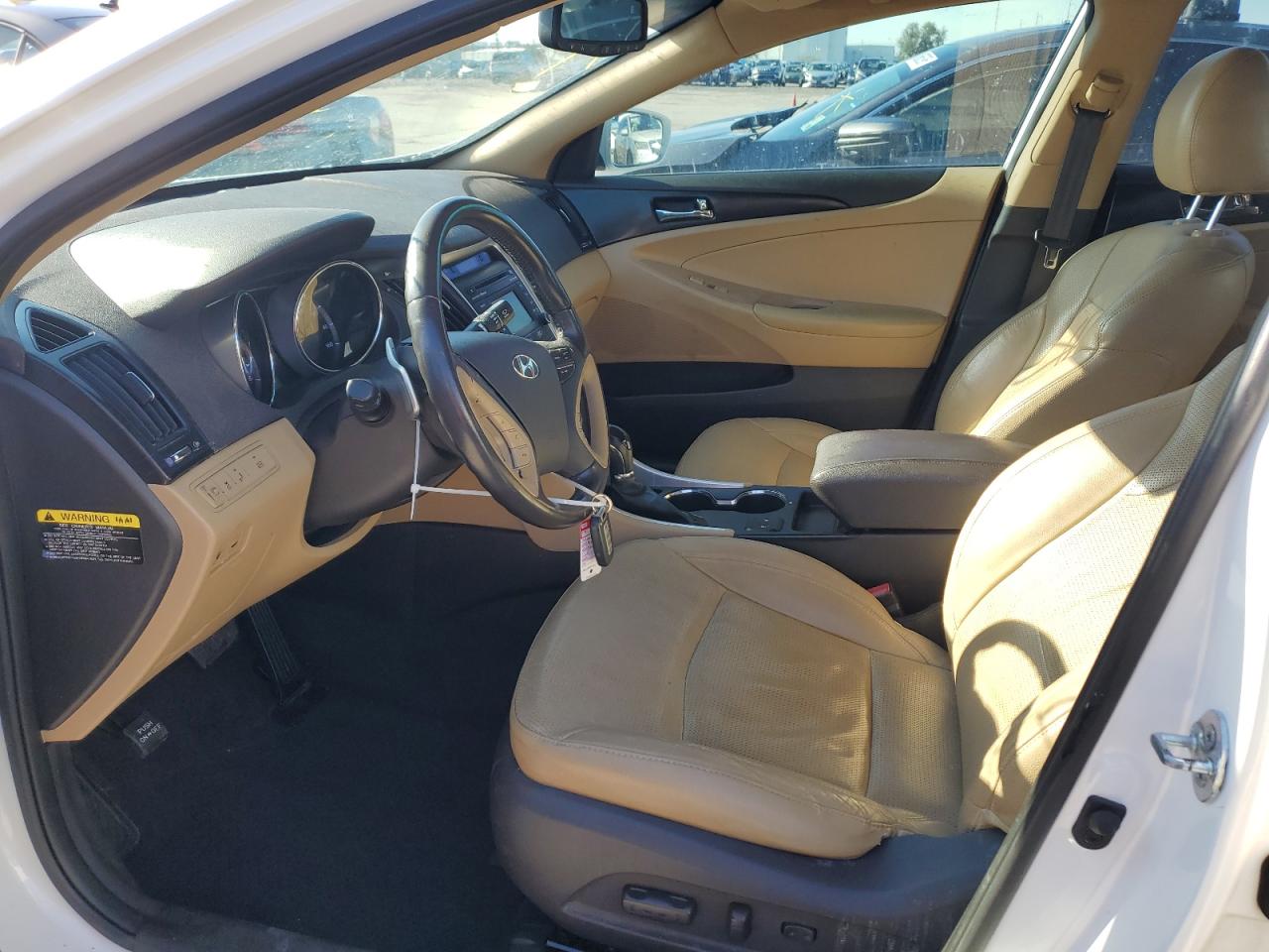 2014 Hyundai Sonata - Image 7