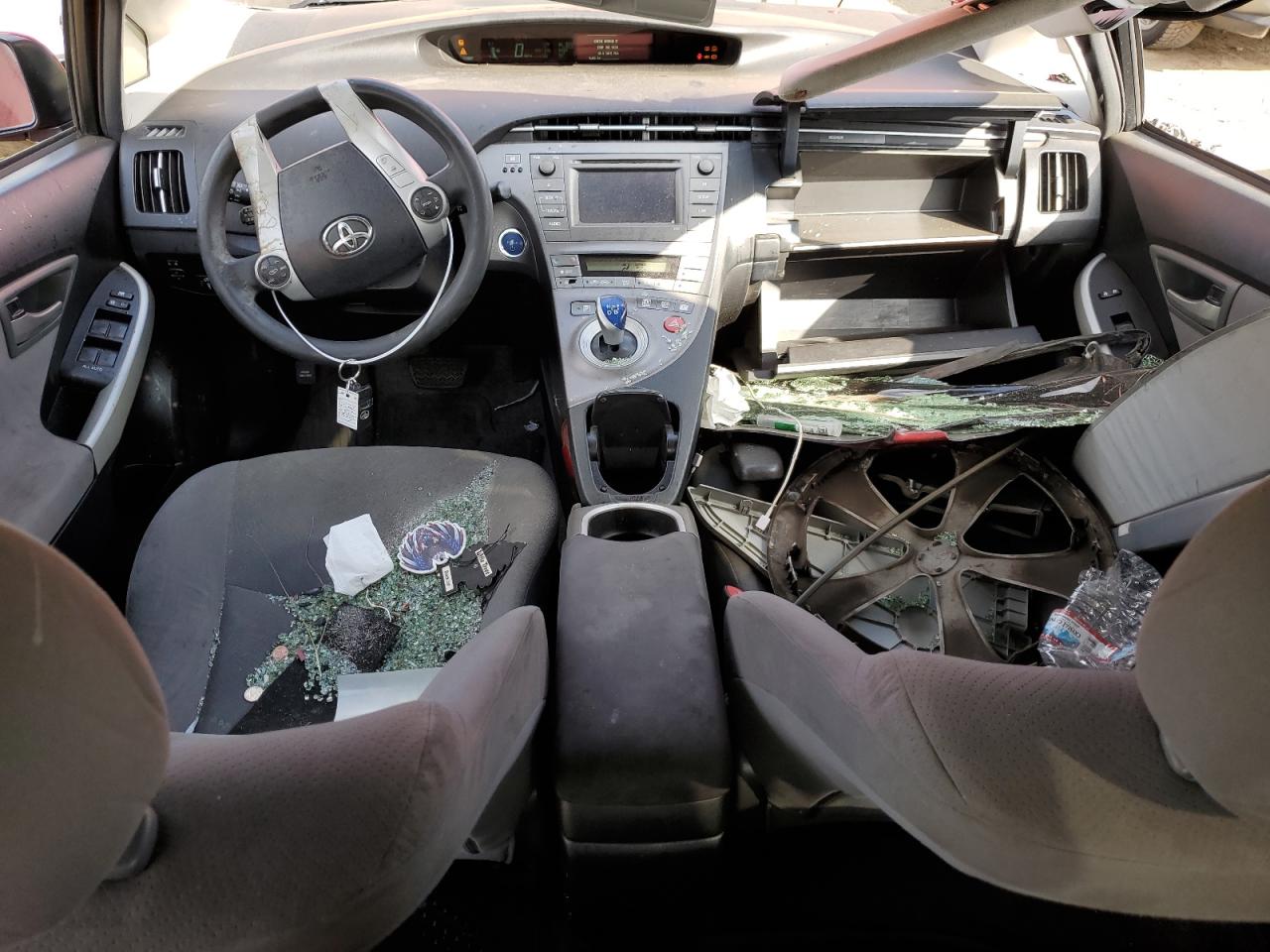 2013 Toyota Prius - Image 8
