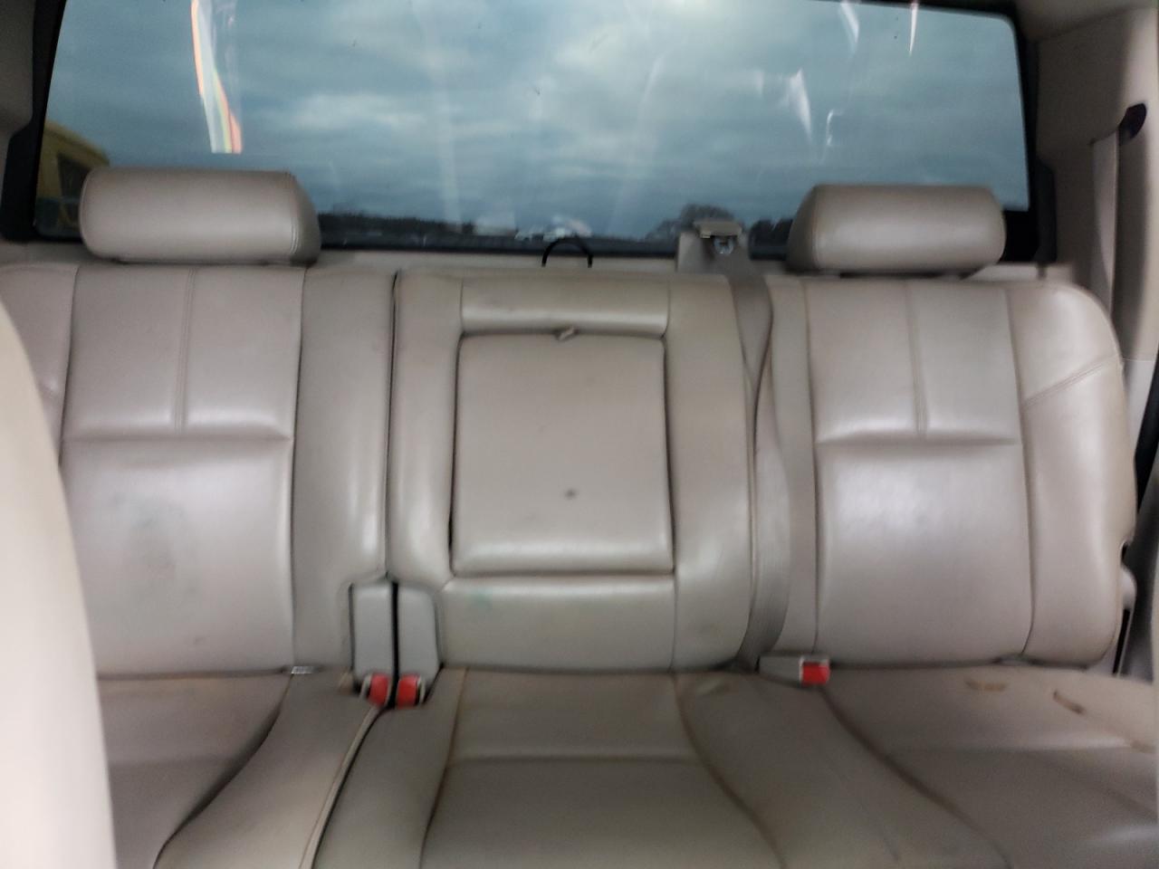 2011 Chevrolet Silverado - Image 10
