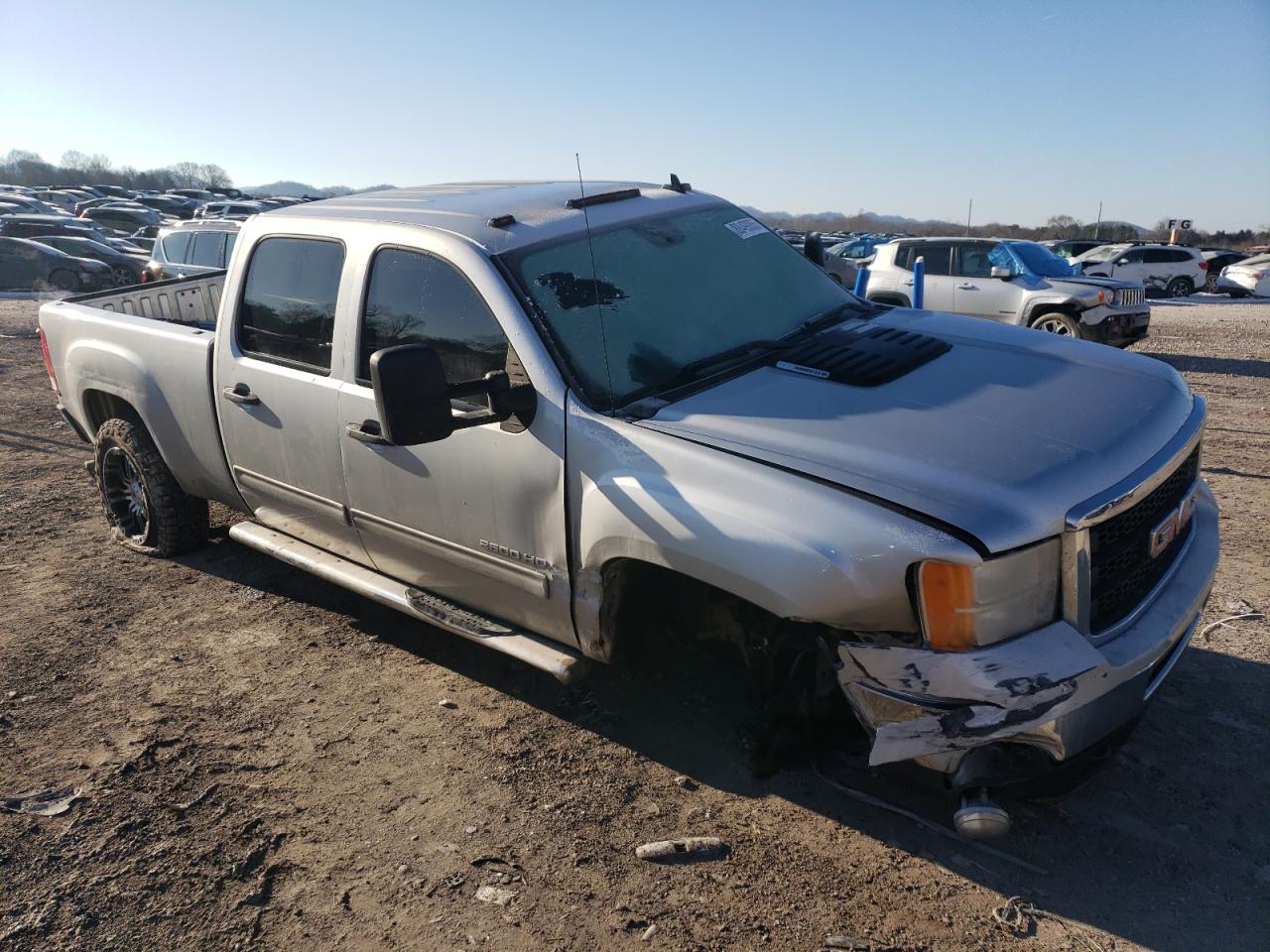 2011 GMC Sierra - Image 4