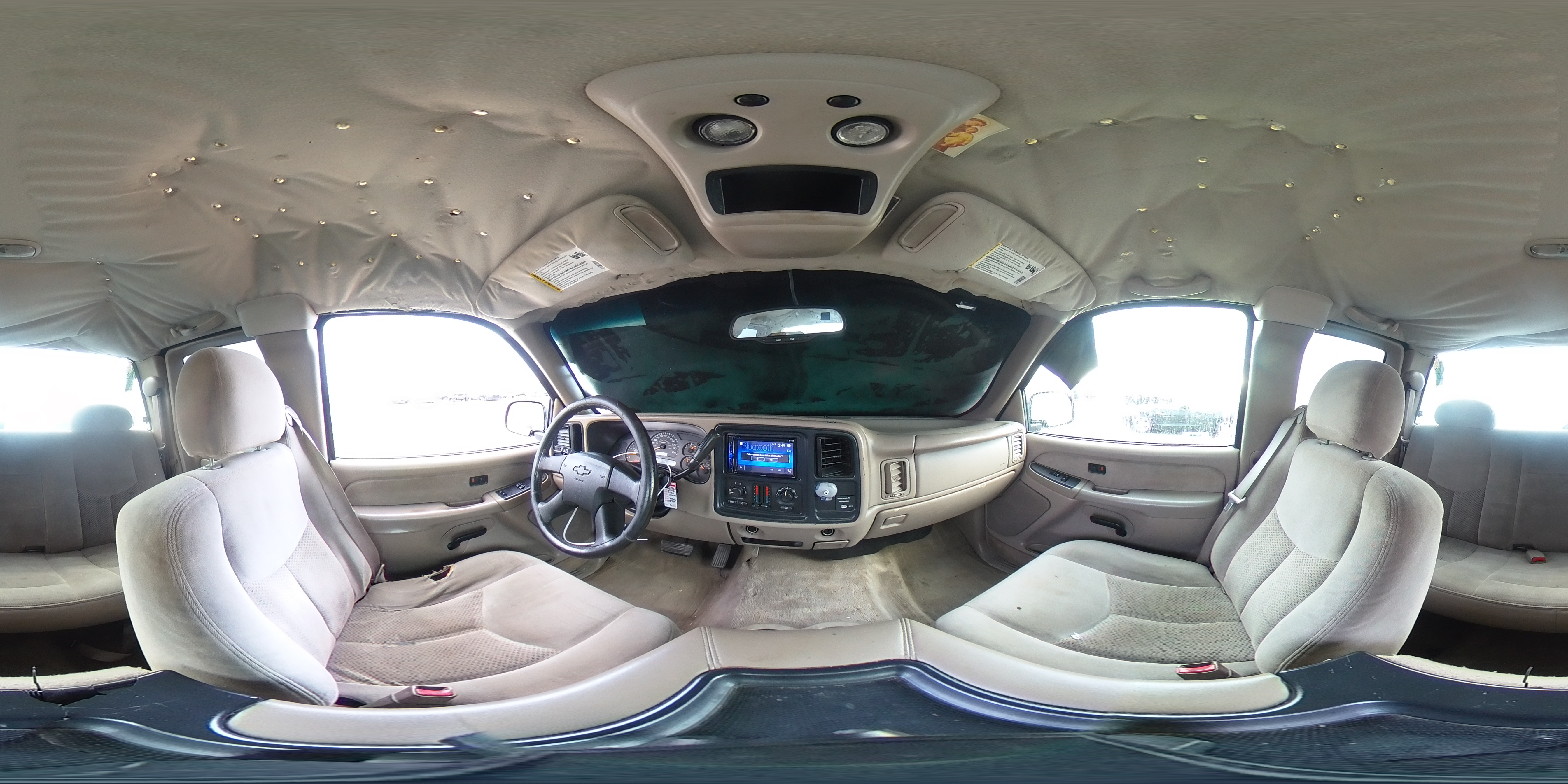 2003 Chevrolet Silverado - Image 13
