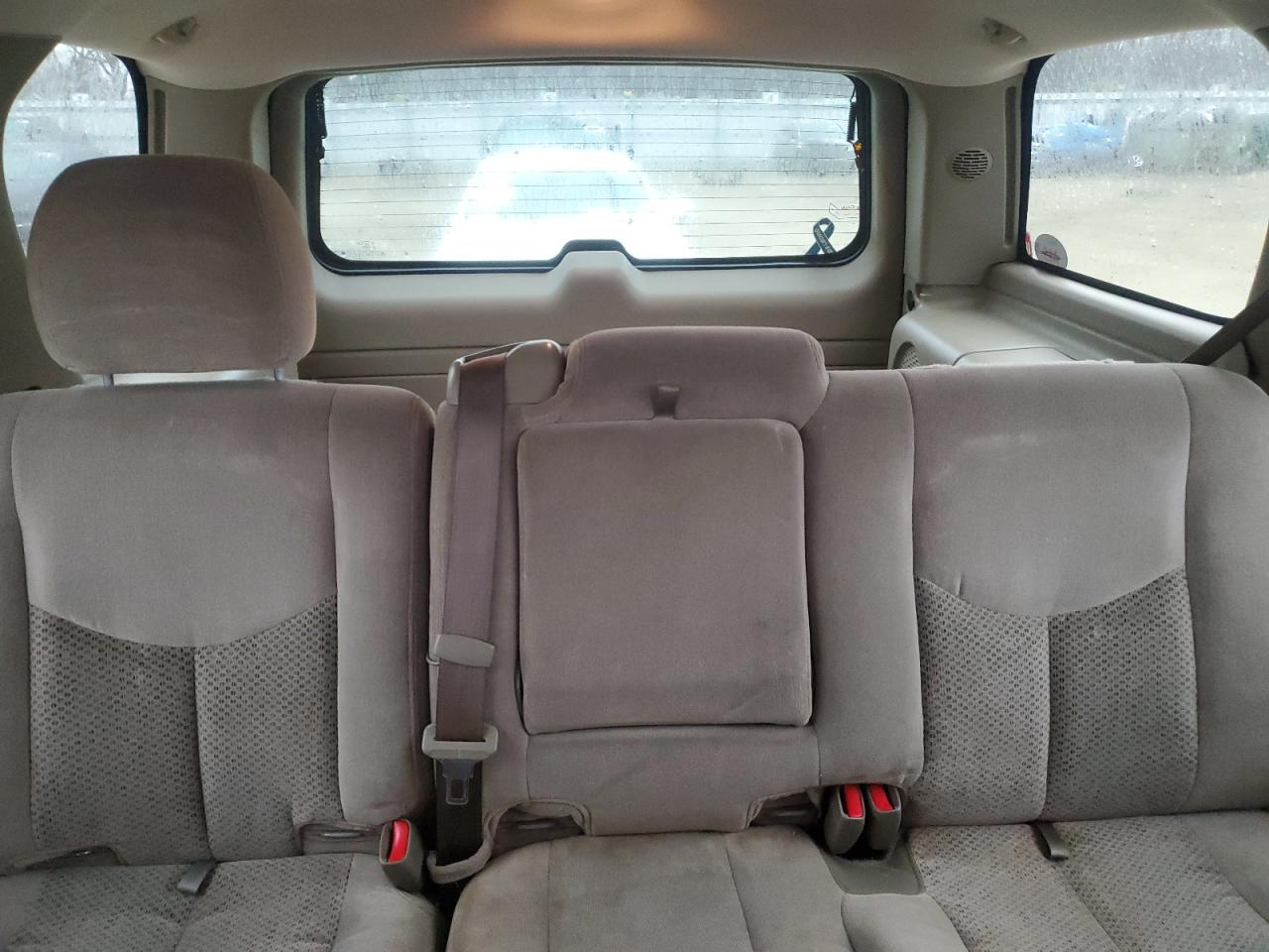 2006 Chevrolet Tahoe - Image 10
