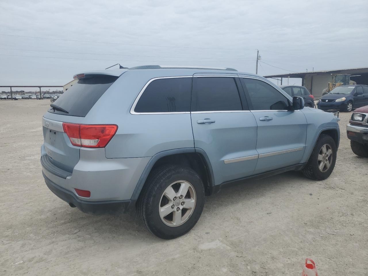 2012 Jeep Grand Cherokee - Image 3