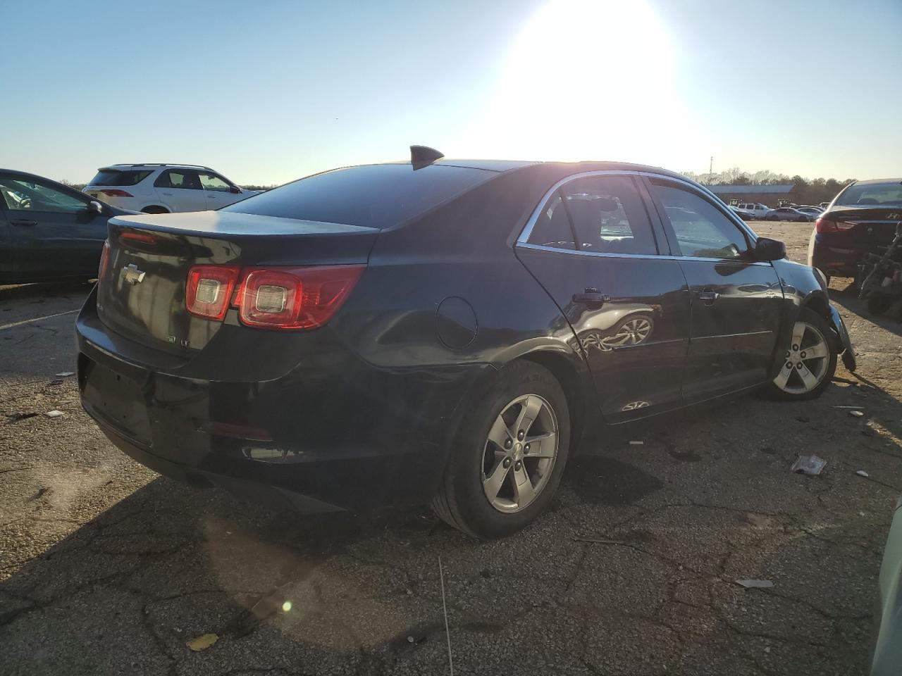 2015 Chevrolet Malibu - Image 3