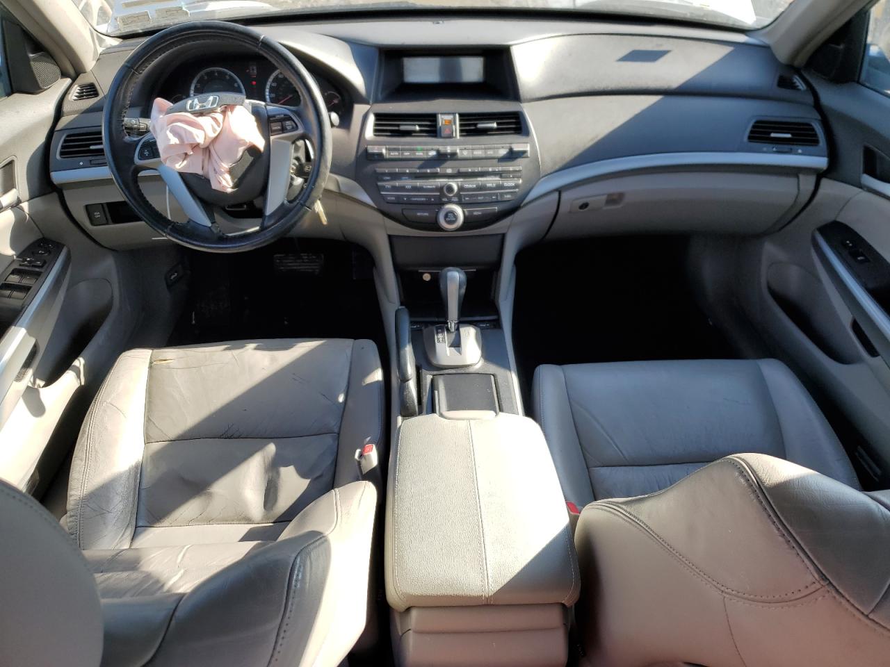 2009 Honda Accord - Image 8