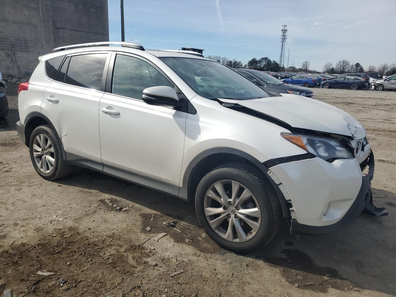 2014 Toyota RAV 4 - Image 4