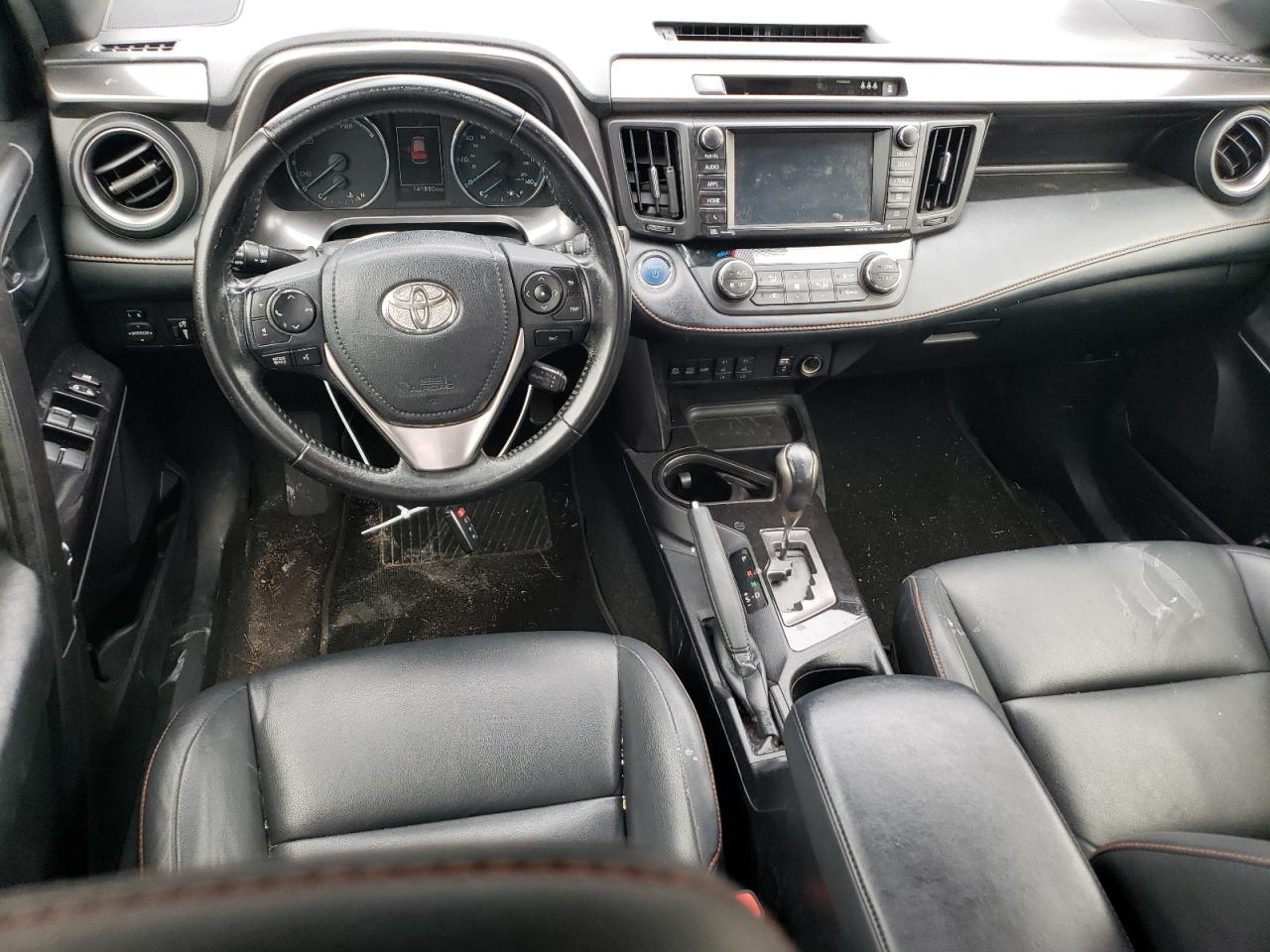 2018 Toyota RAV 4 - Image 8