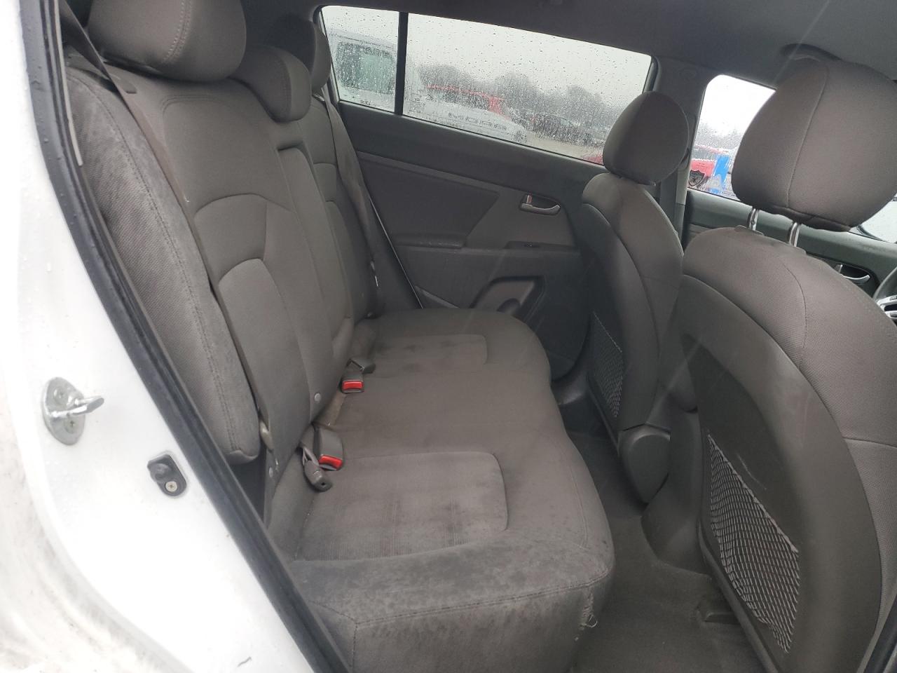 2011 Kia Sportage - Image 11