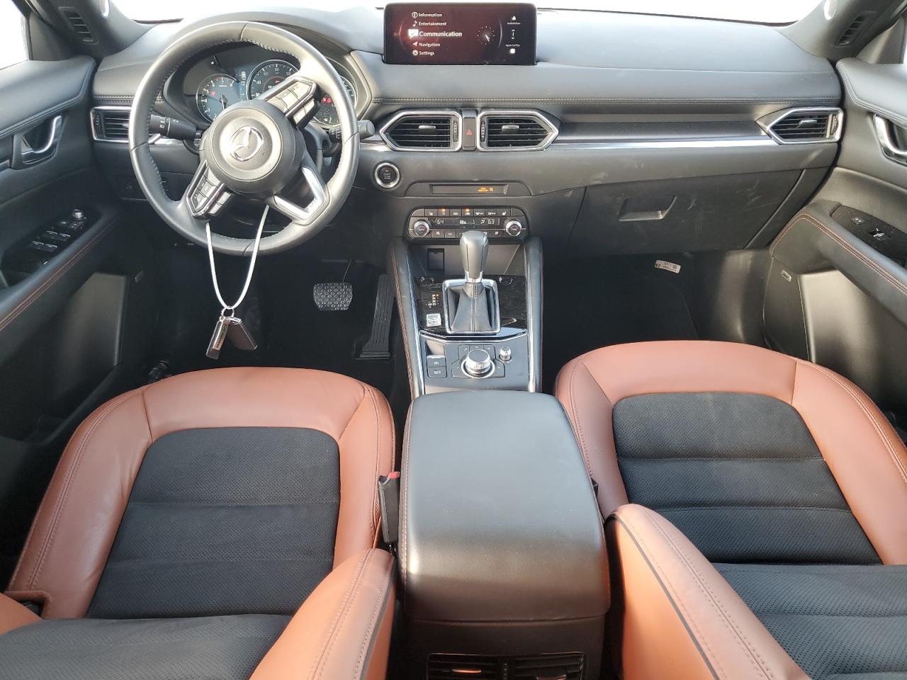 2024 Mazda CX-5 - Image 8