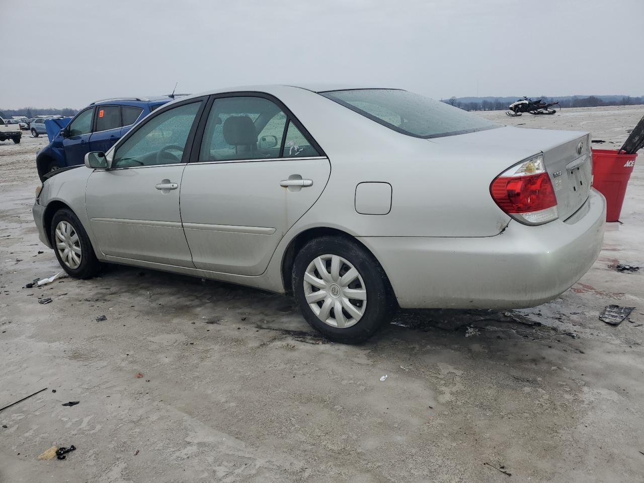2006 Toyota Camry - Image 2