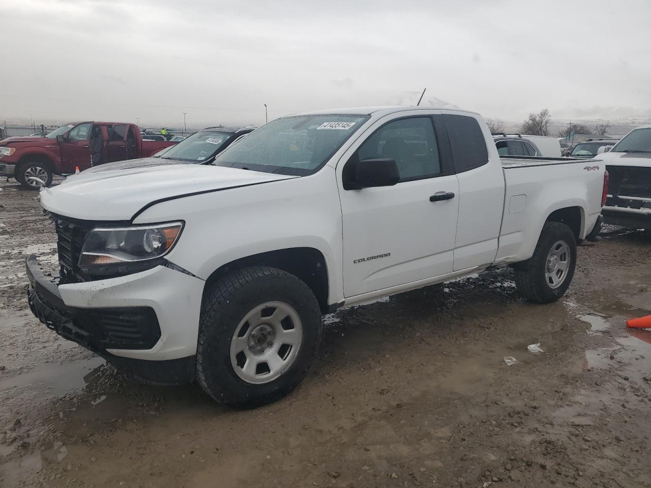 VIN 1GCHTBEN8M1189832 2021 CHEVROLET COLORADO no.1