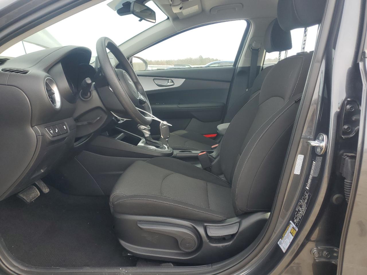 2024 Kia Forte - Image 7