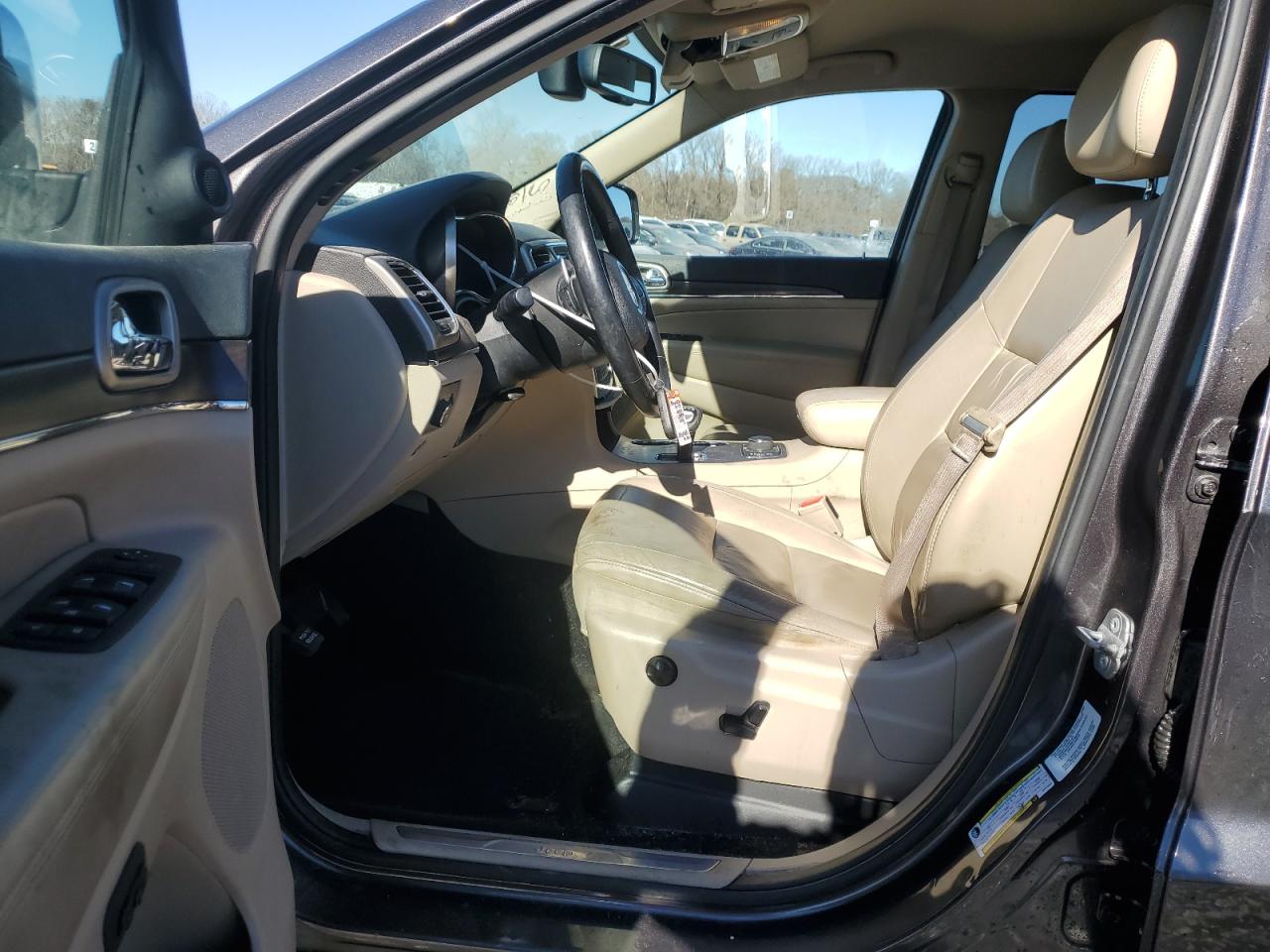 2014 Jeep Grand Cherokee - Image 7