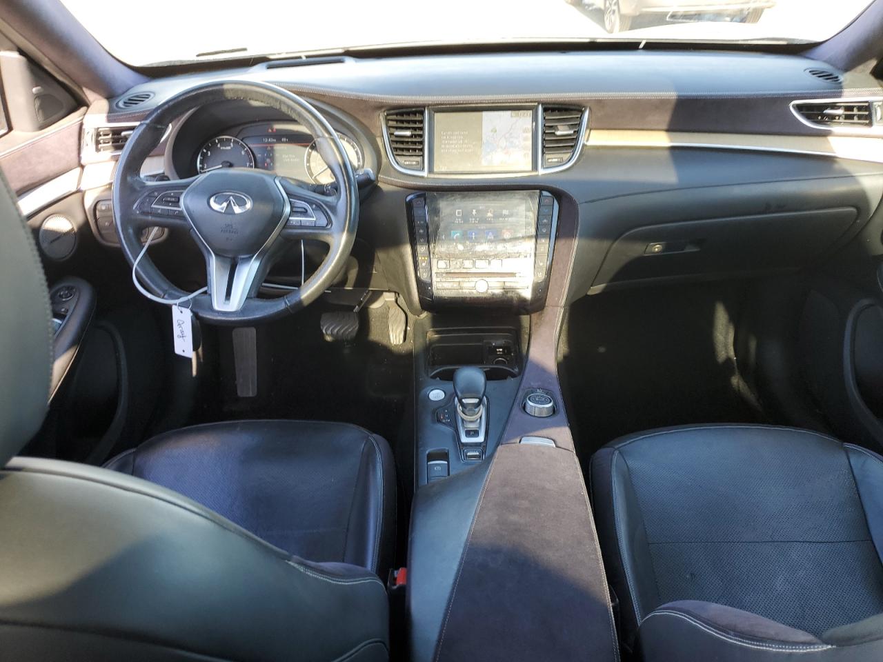 2019 Infiniti QX50 - Image 8