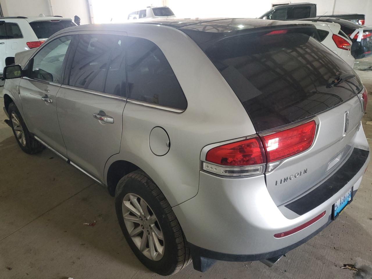 2013 Lincoln MKX - Image 2