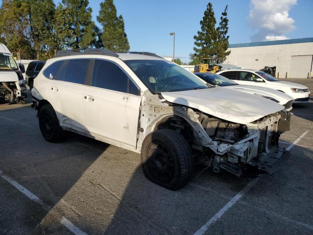  SUBARU OUTBACK 2018 Biały