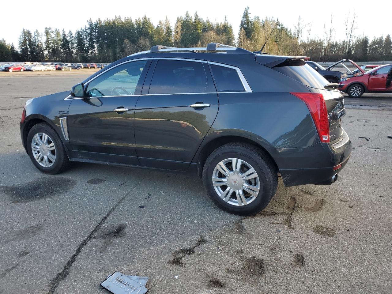 VIN 3GYFNEE3XES588298 2014 CADILLAC SRX no.2