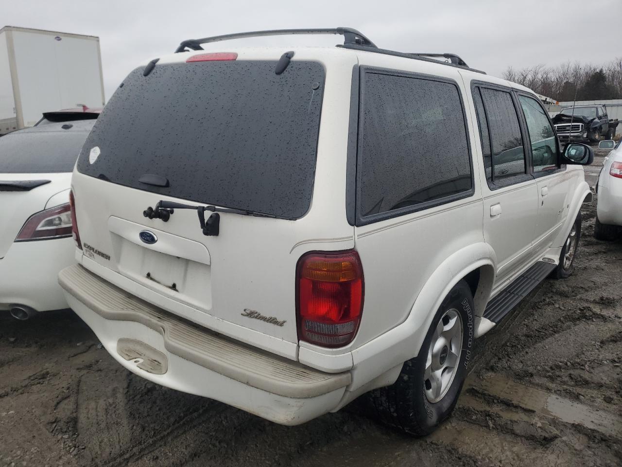 1999 Ford Explorer - Image 3