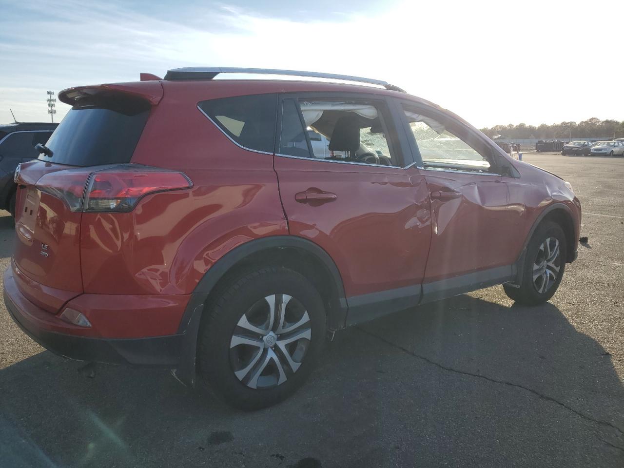 2016 Toyota RAV 4 - Image 3