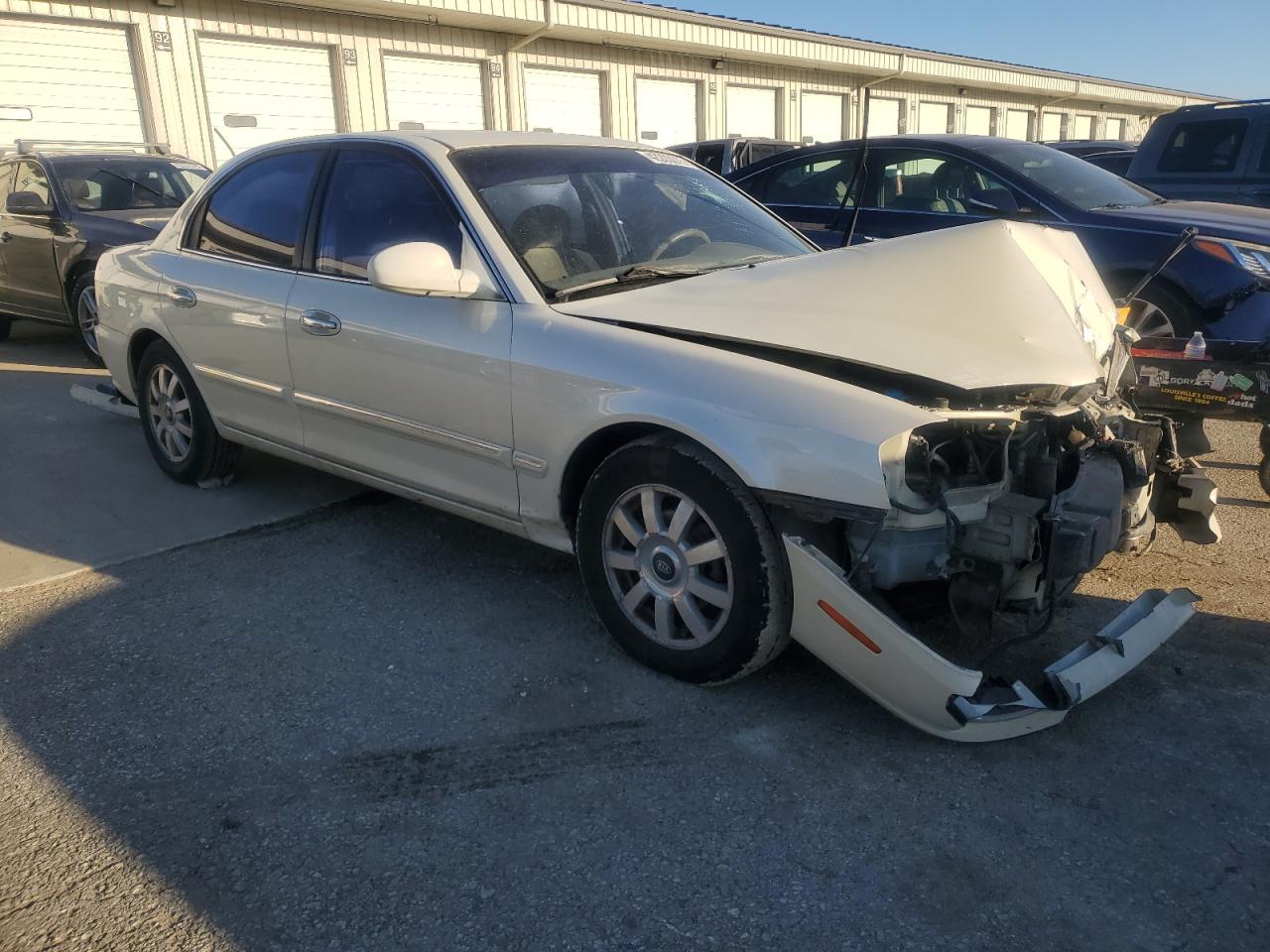 2002 Kia Optima - Image 4