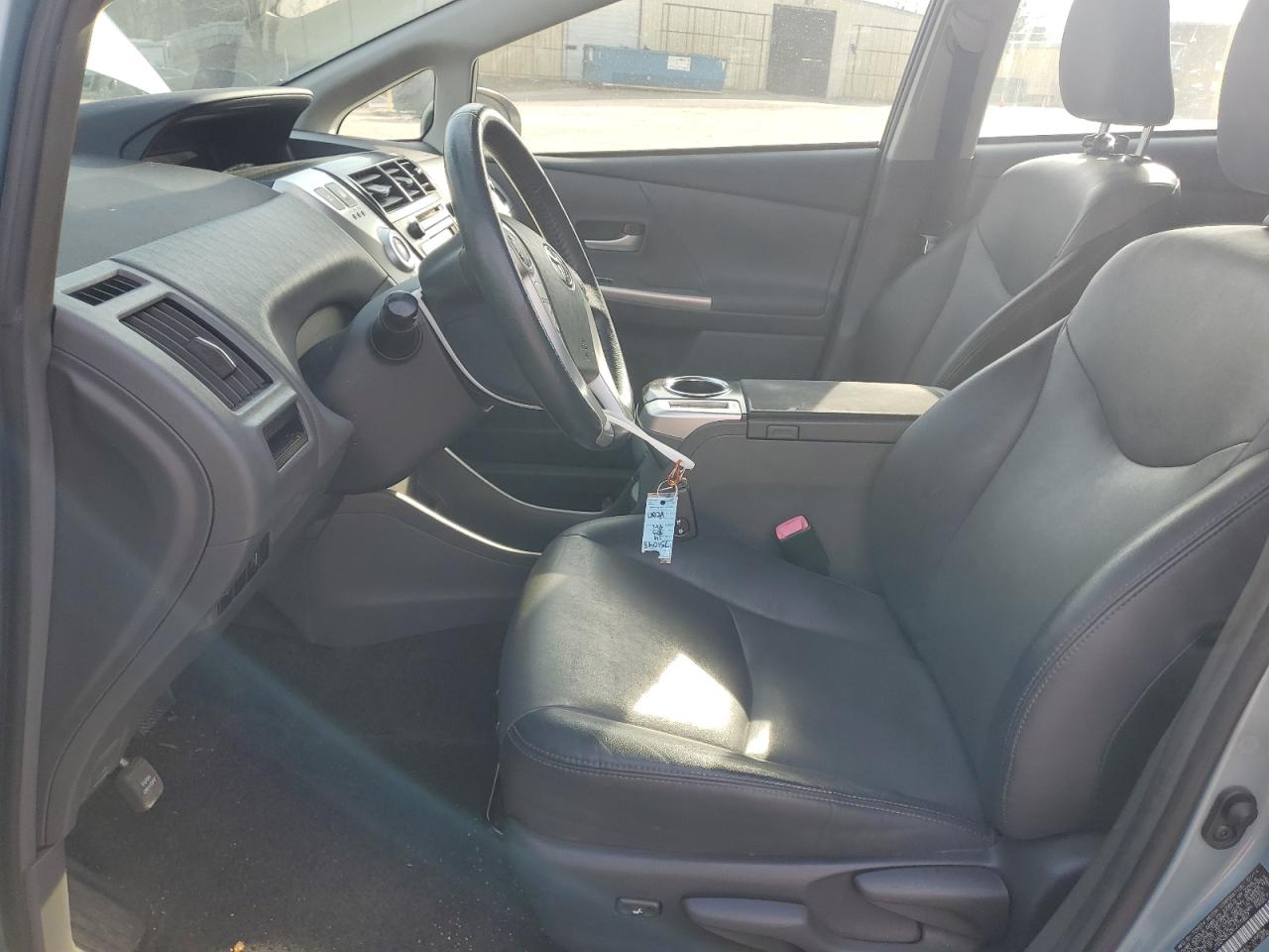 2014 Toyota Prius - Image 7