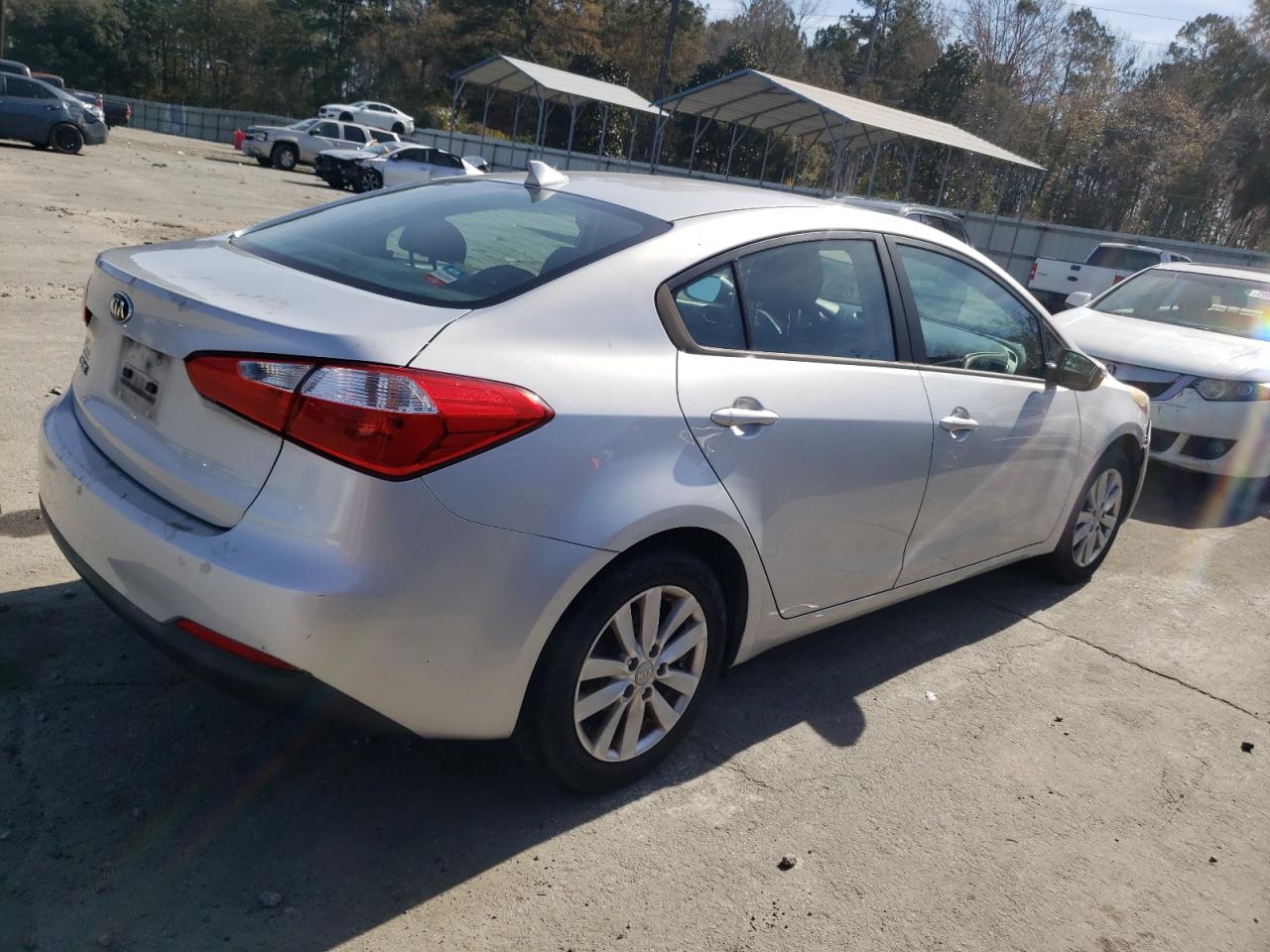 2016 Kia Forte - Image 3