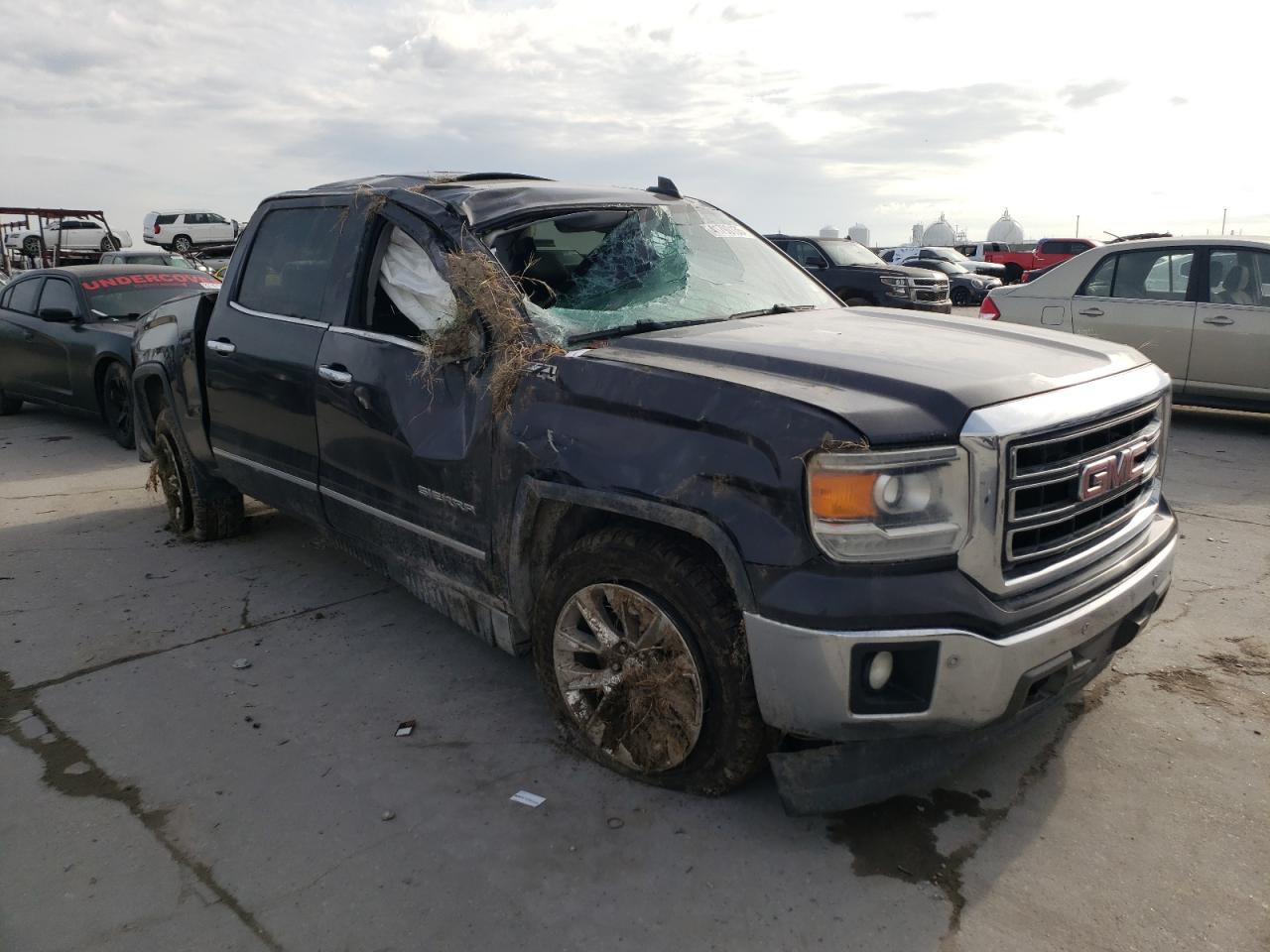 2015 GMC Sierra - Image 4