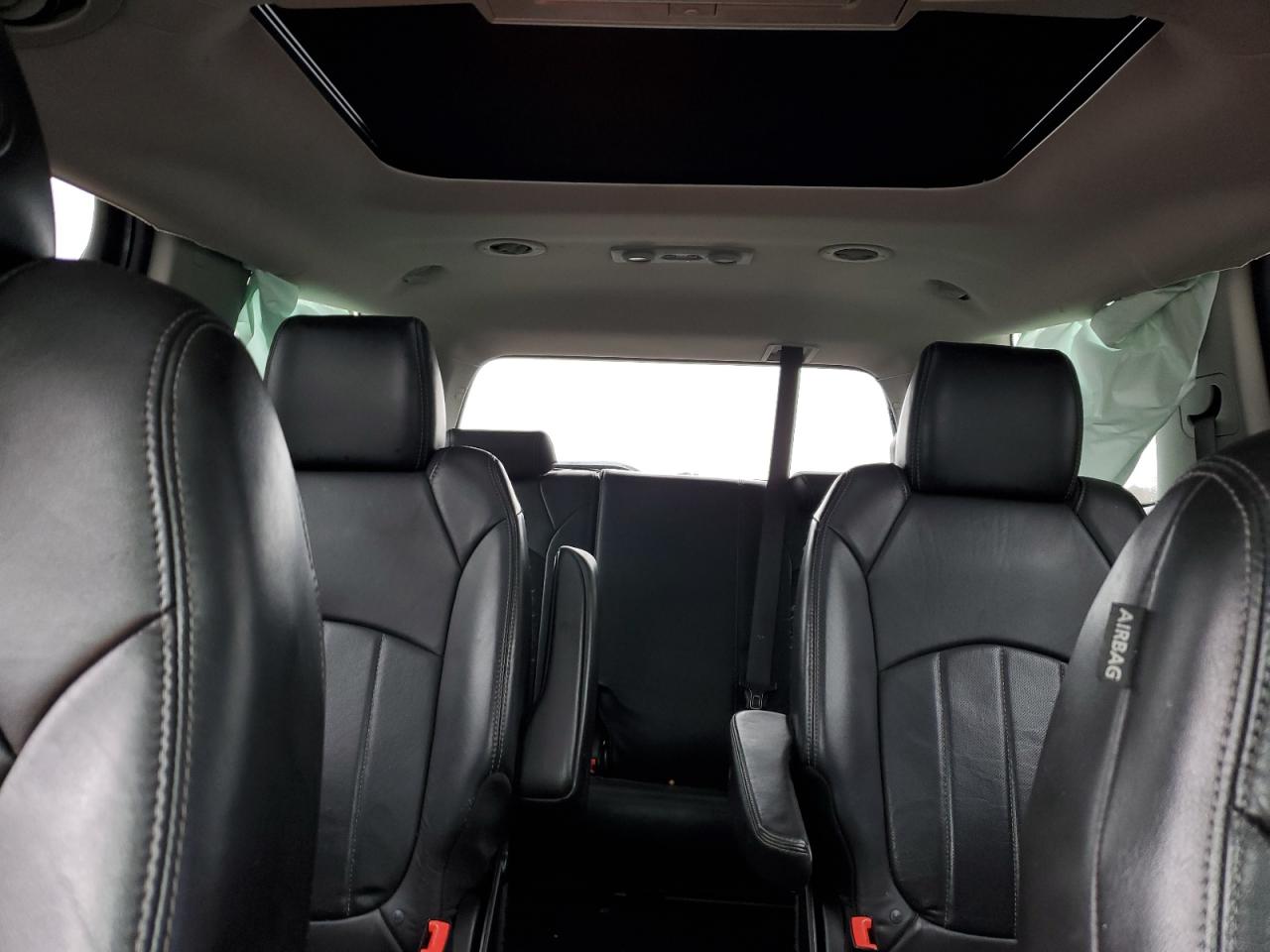 2013 GMC Acadia - Image 10