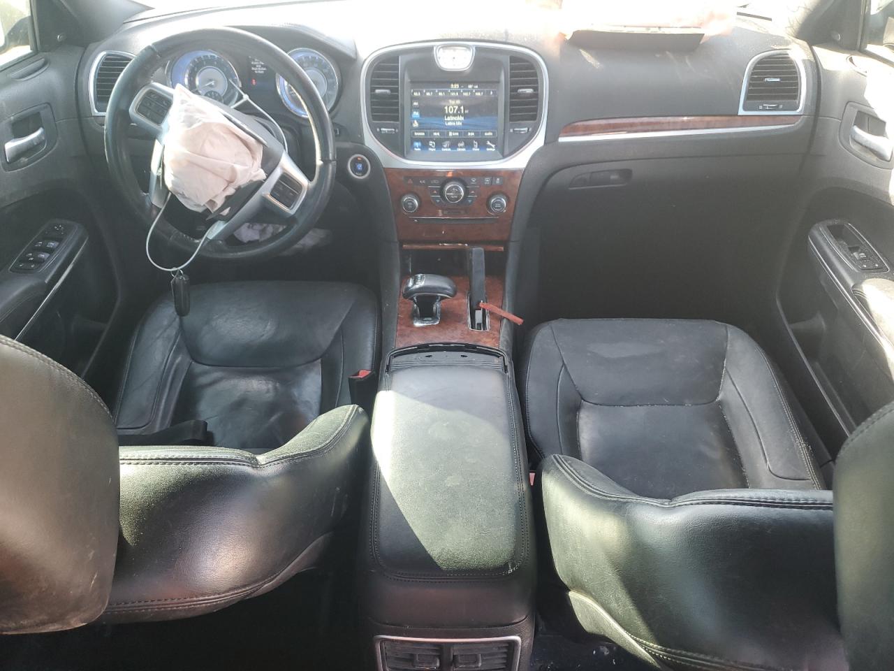 2012 Chrysler 300 - Image 8
