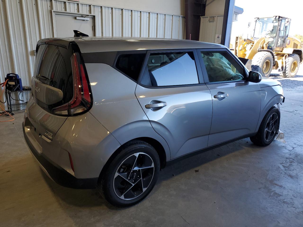 2023 Kia Soul - Image 3