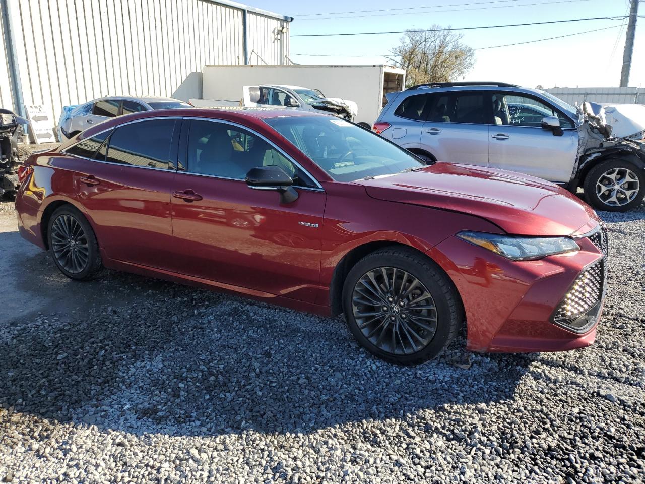2019 Toyota Avalon - Image 4