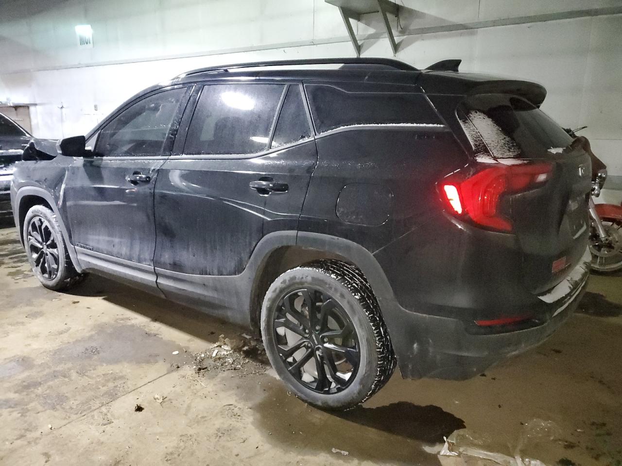 2019 GMC Terrain - Image 2