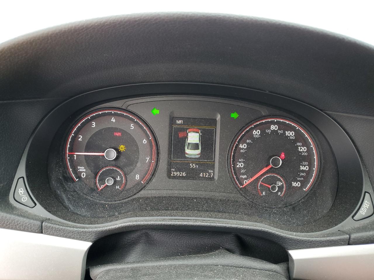 2021 Volkswagen Passat - Image 9