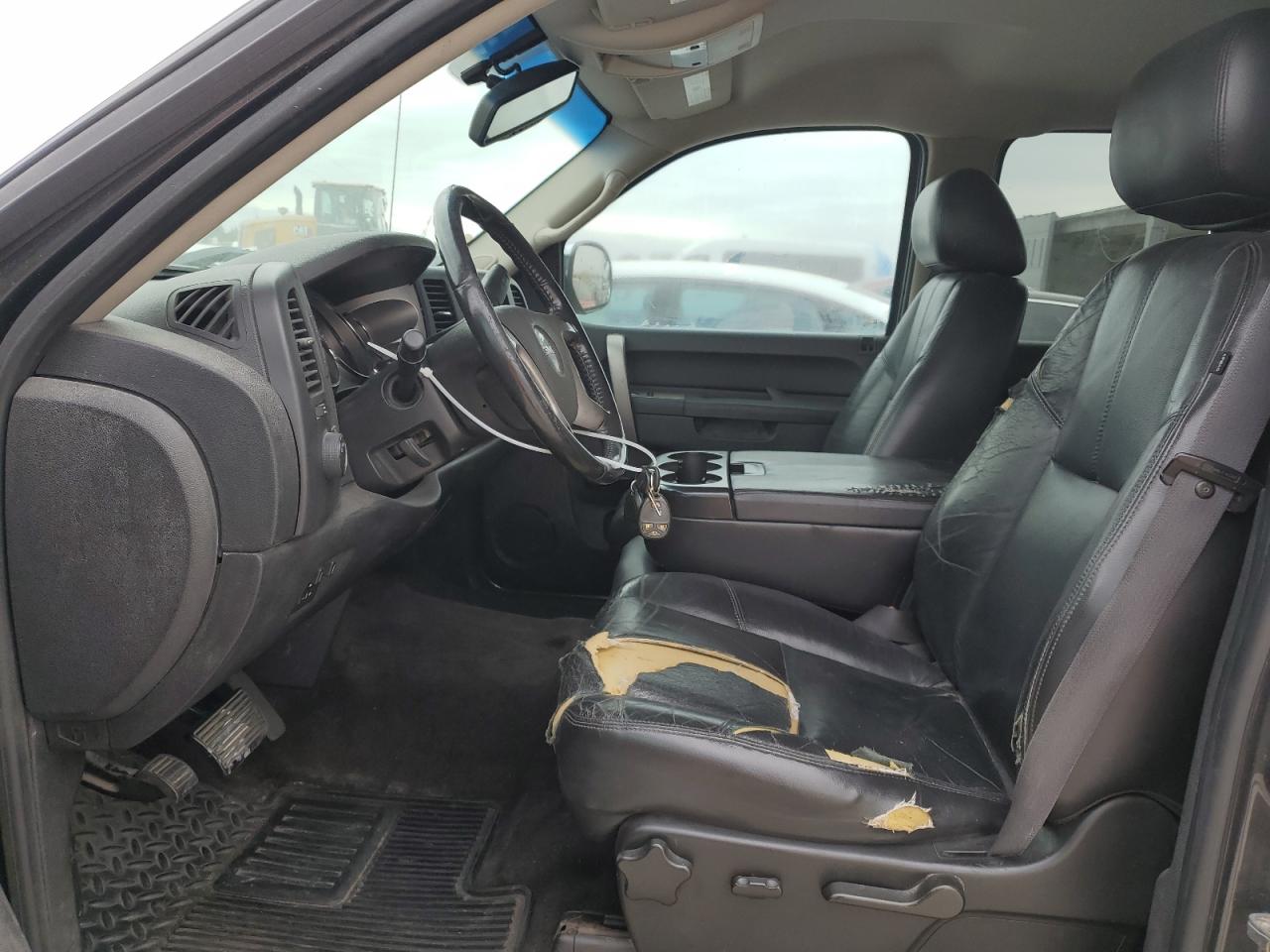 2011 GMC Sierra - Image 7