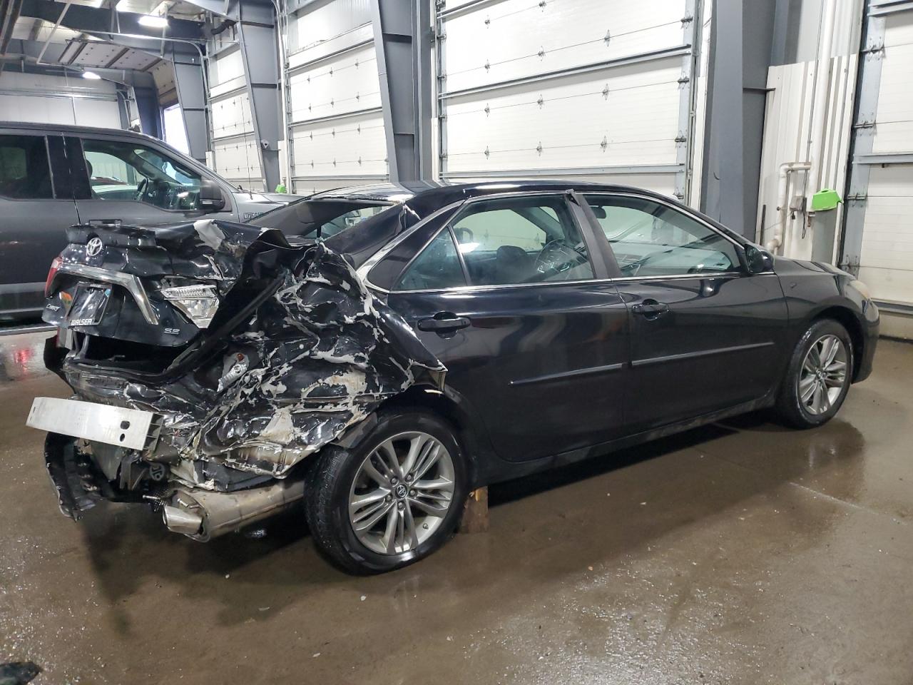 2016 Toyota Camry - Image 3