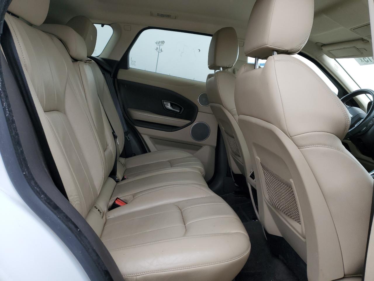 2017 Land Rover Range Rover - Image 11