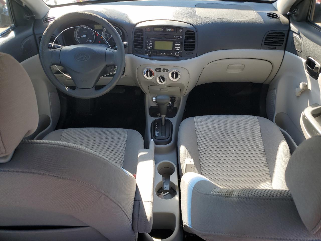 2008 Hyundai Accent - Image 8