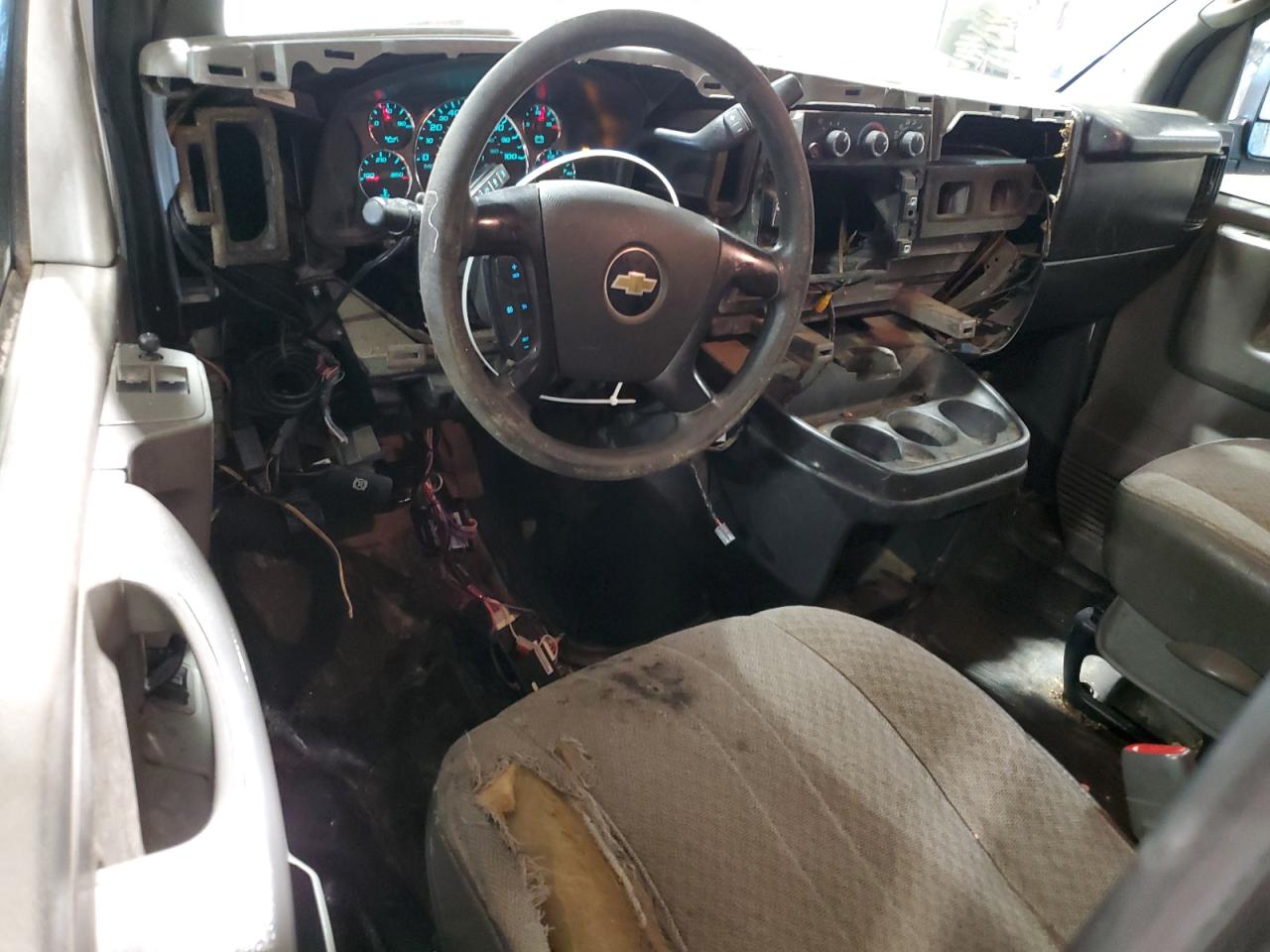 2012 Chevrolet Express - Image 8