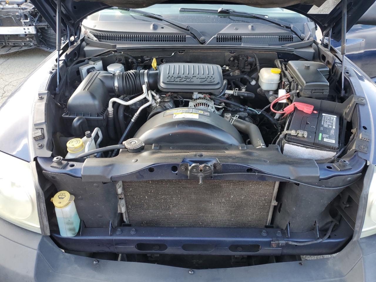 2005 Dodge Dakota - Image 13