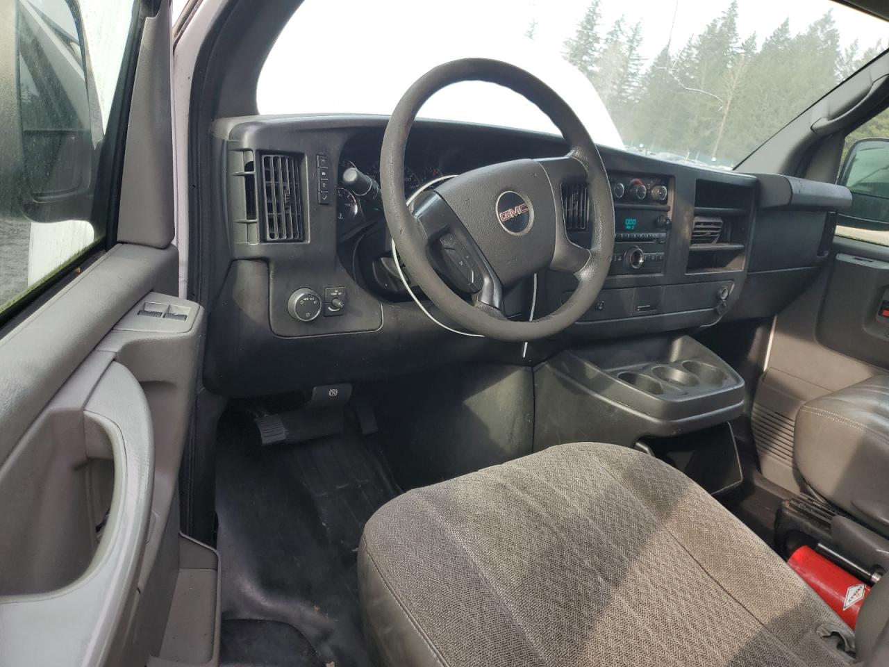 2014 GMC Savana - Image 8