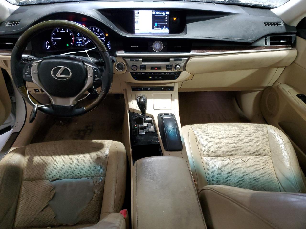 2013 Lexus ES - Image 8