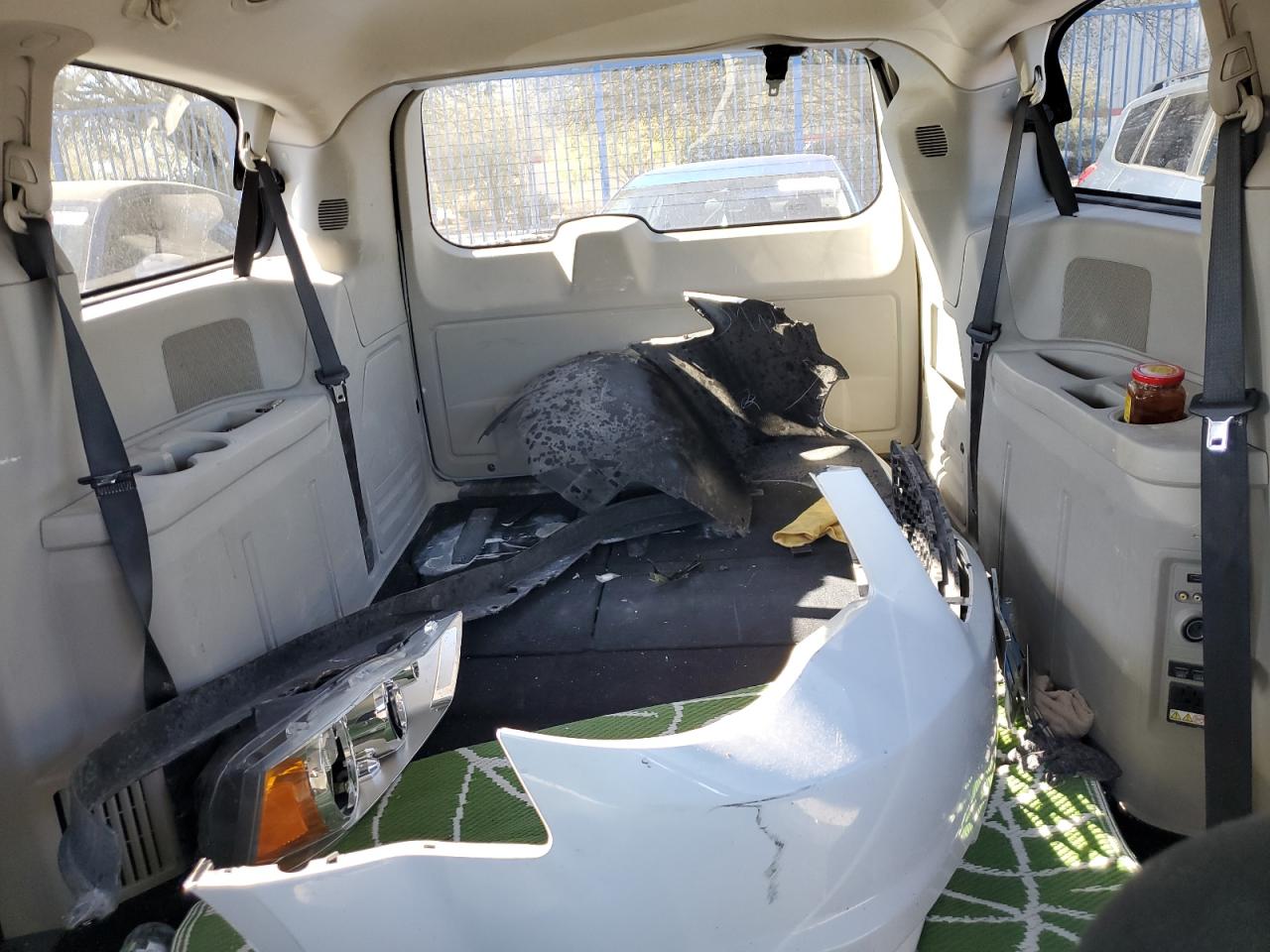 2016 Dodge Grand Cara VIN: 338931 Lot: 41927615