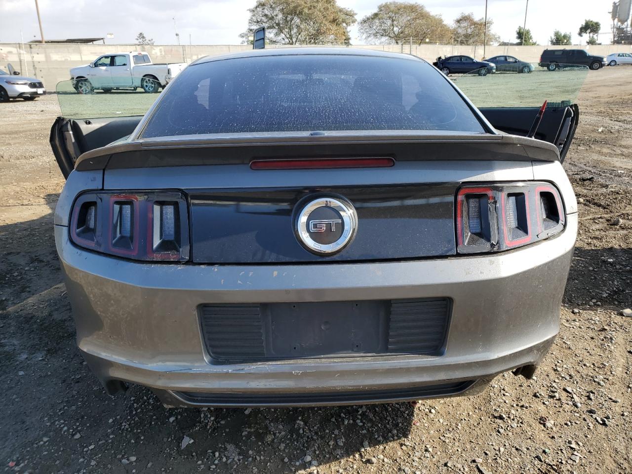 2013 Ford Mustang - Image 6