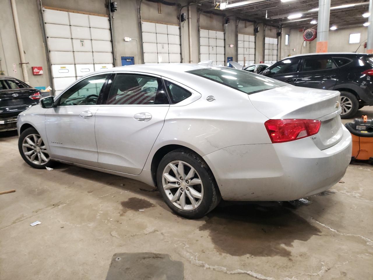 2016 Chevrolet Impala - Image 2