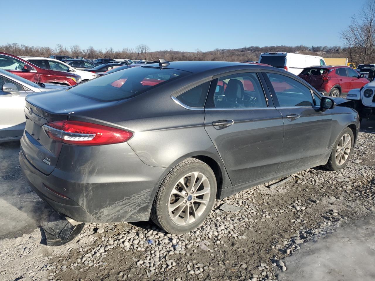 2020 Ford Fusion - Image 3