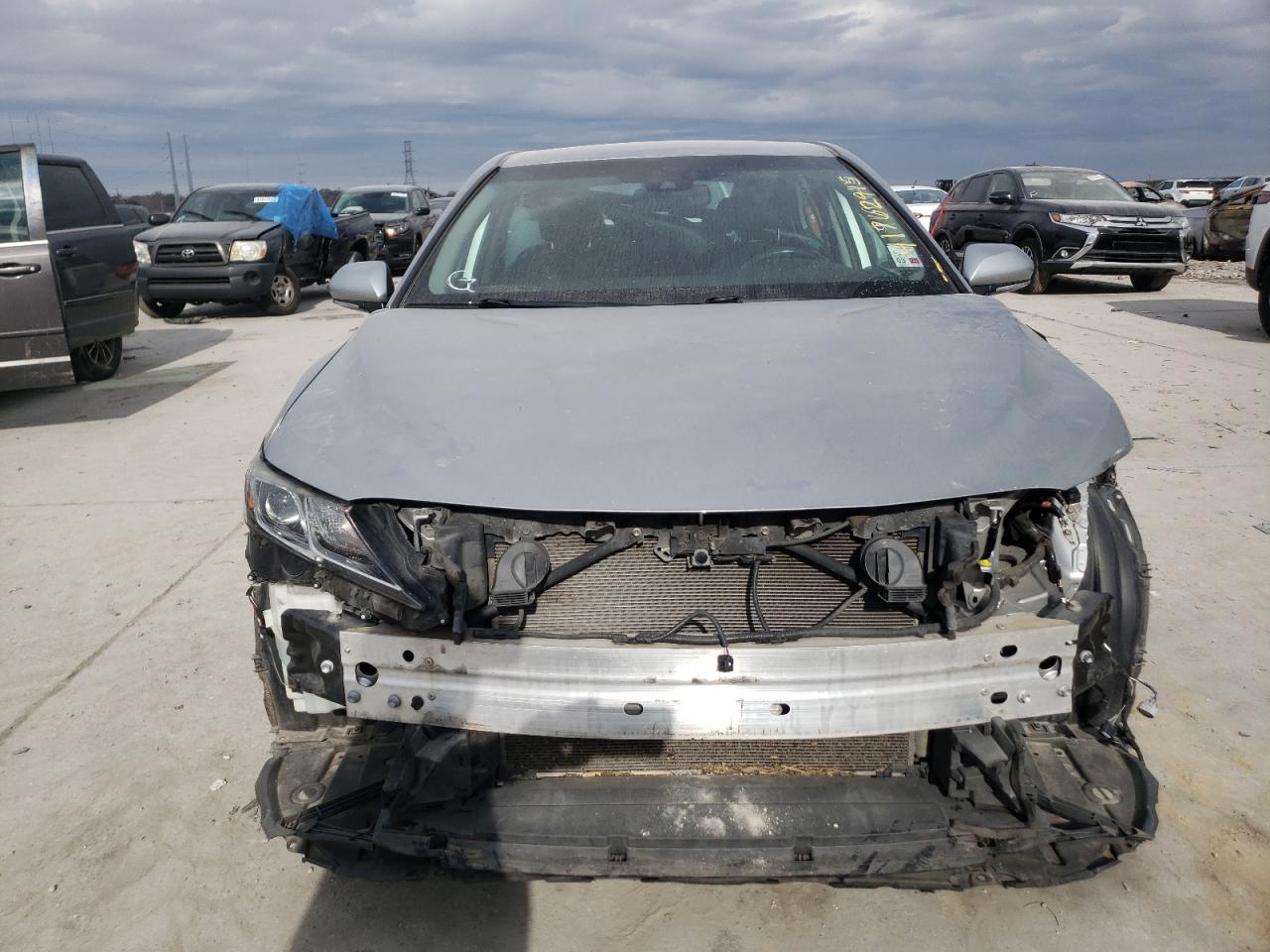 2019 Toyota Camry - Image 5